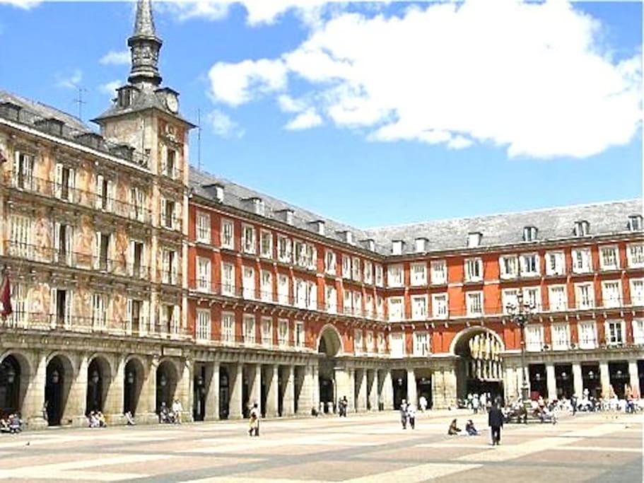 El Apartamento En Opera Palacio Real Madrid Kültér fotó