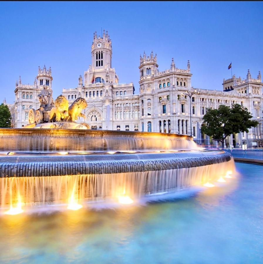 El Apartamento En Opera Palacio Real Madrid Kültér fotó
